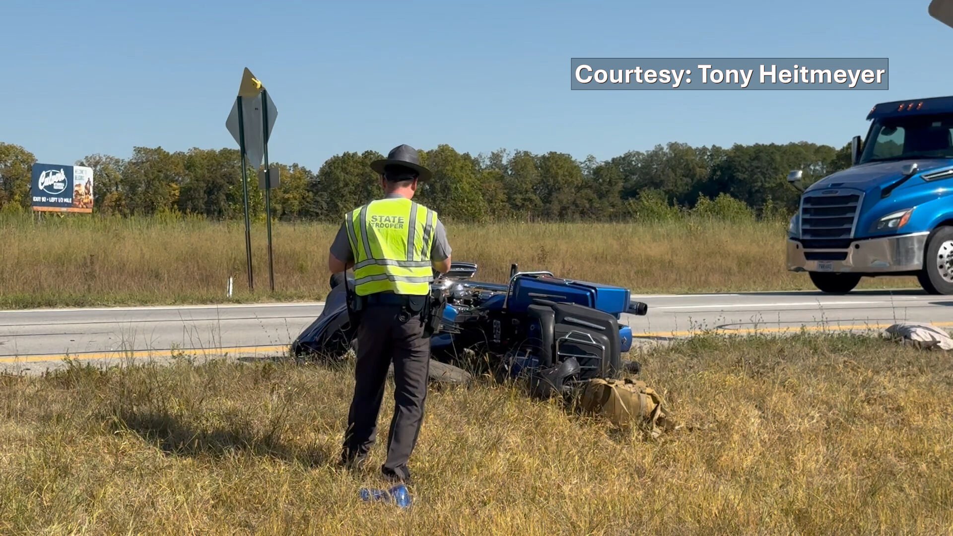 Man dies after crashing his motorcycle on I-75 in Sidney Friday